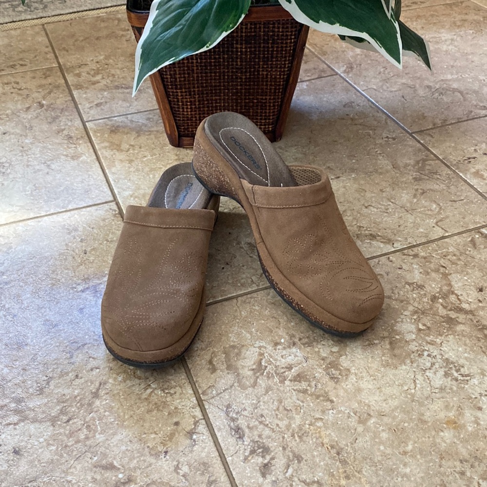 "Dockers" - tan colored clogs